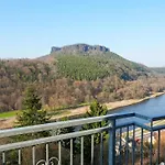 アパート Elbblick Mit Balkon Und Stellplatz ケーニッヒスシュタイン・アン・デ・エルベ